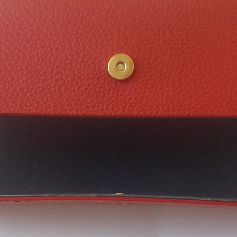 Guess Tortoise Shell Glasses - Picture 7 of 7
